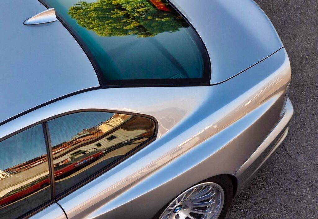 BMW 858 CSL... Parfois, 'suffit juste d'admirer ! 8