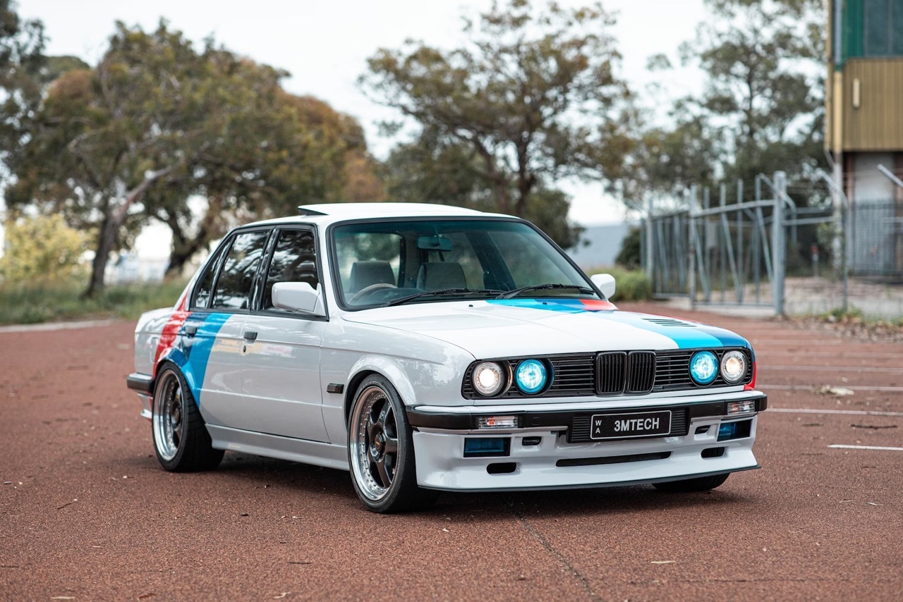 '83 BMW E30 327i Turbo... Berline sous amphet' ! 1