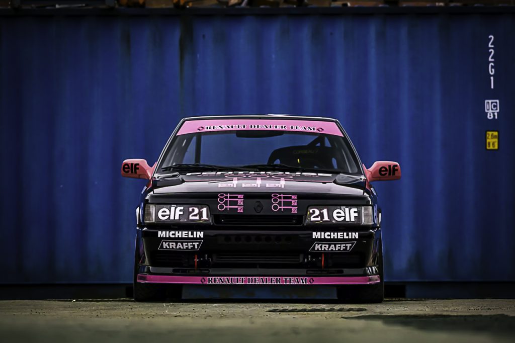 '86 R21 2l Turbo Penthouse - Touring Car en string ! 4