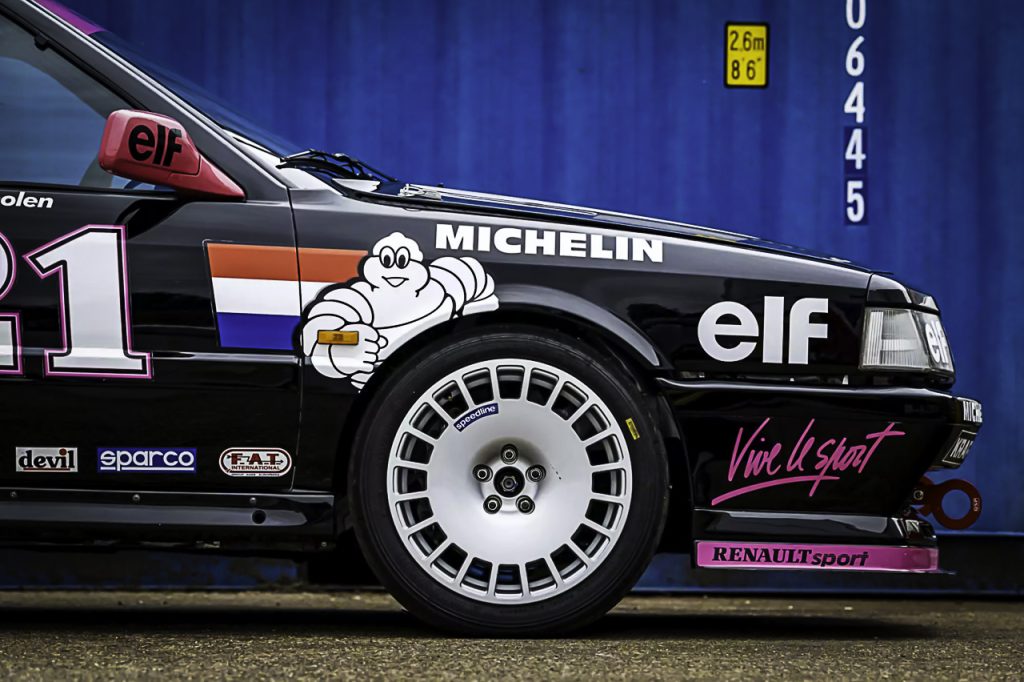 '86 R21 2l Turbo Penthouse - Touring Car en string ! 8