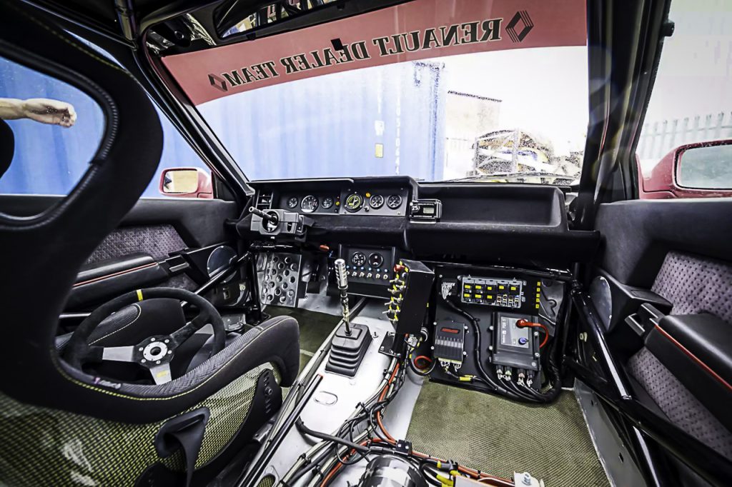 '86 R21 2l Turbo Penthouse - Touring Car en string ! 18