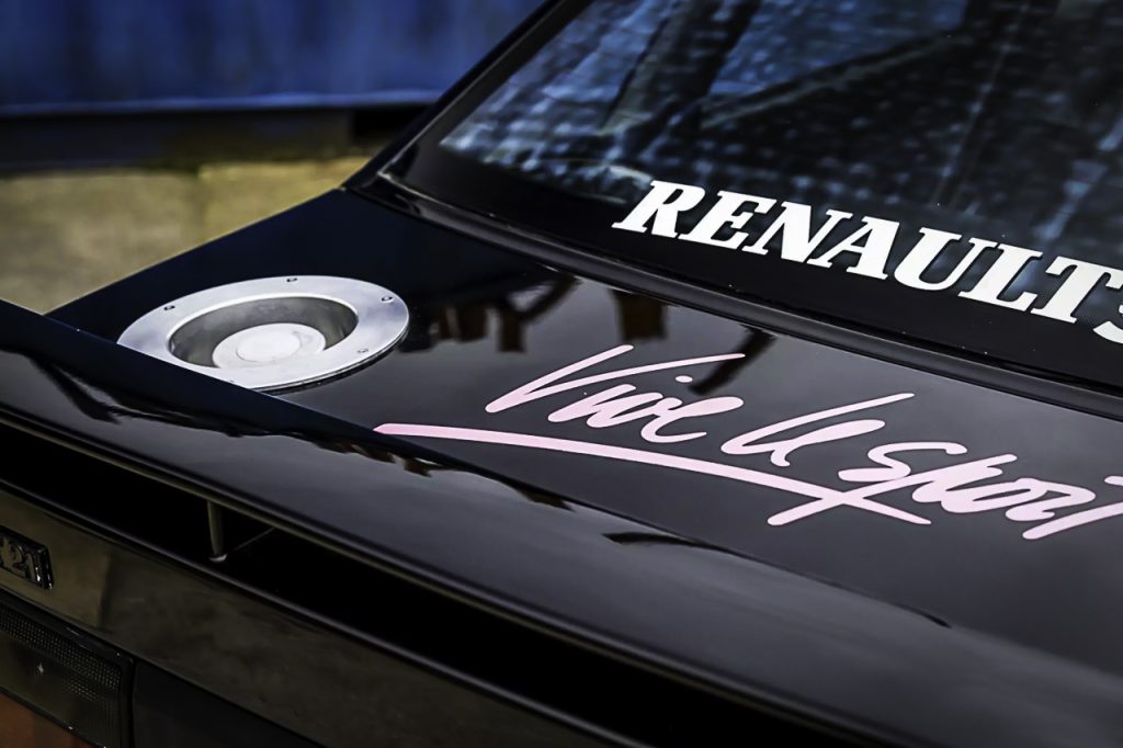 '86 R21 2l Turbo Penthouse - Touring Car en string ! 15