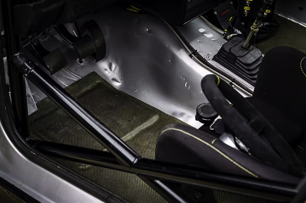 '86 R21 2l Turbo Penthouse - Touring Car en string ! 19