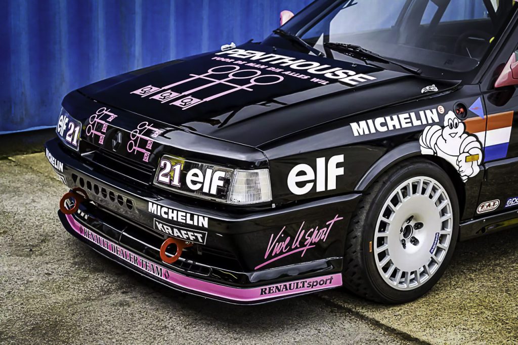 '86 R21 2l Turbo Penthouse - Touring Car en string ! 7