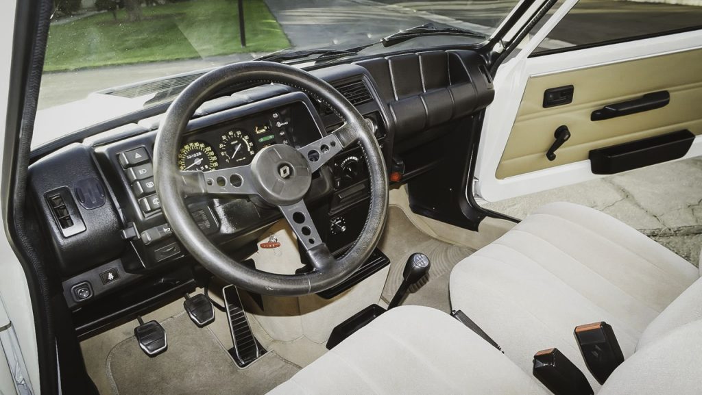 '85 R5 Turbo 2 Evo avec un rotatif 13B sous le capot - Je sens qu'on va s'marrer... 19