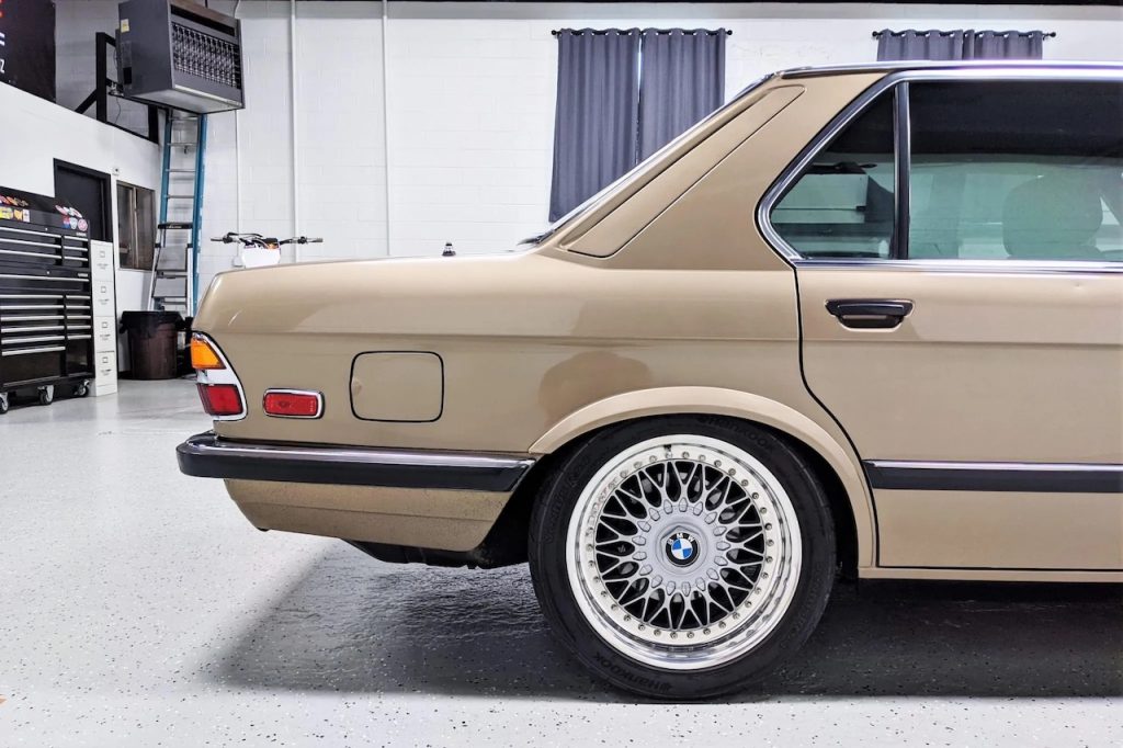 '85 BMW 551 Turbo... Quand tu t'appelles Turbo Charging Dynamics ! 9