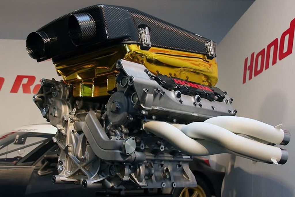 Honda HSV 010 - Le coup de bluff ! 17