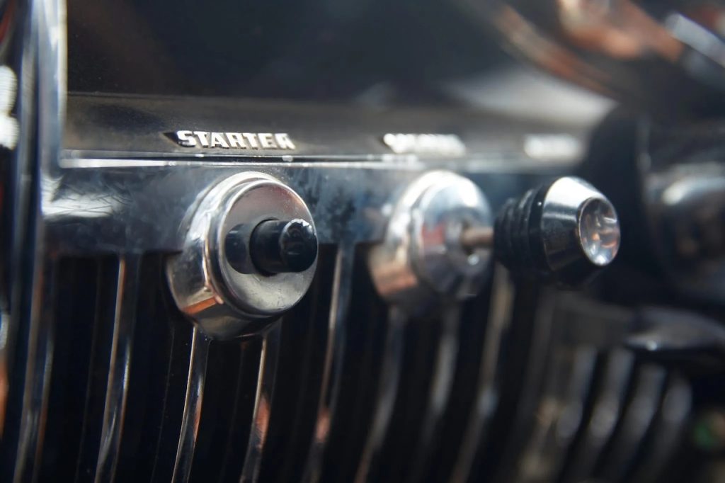 '50 Mercury Eight Coupé - Appelez la BadBoy ! 29