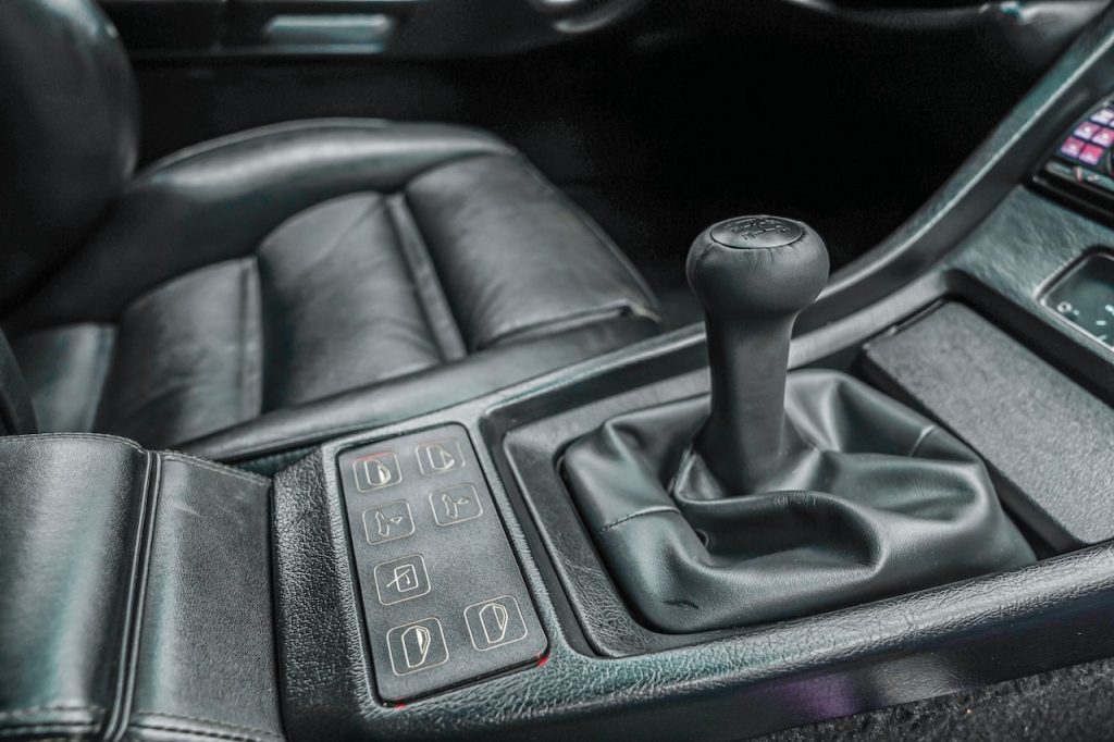 '90 Porsche 928 GT Supercharged... ça, c'est pas d'origine ! 19