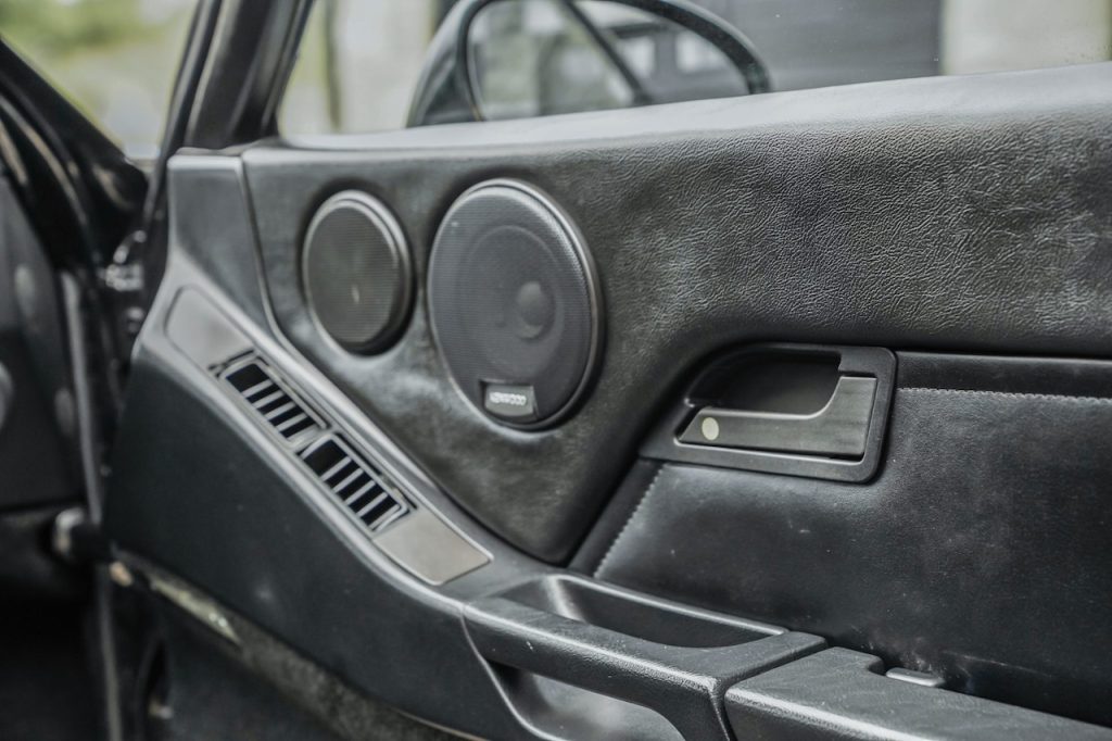 '90 Porsche 928 GT Supercharged... ça, c'est pas d'origine ! 21