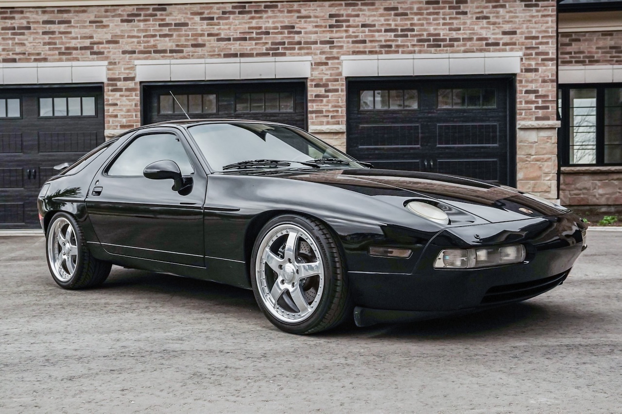 '90 Porsche 928 GT Supercharged... ça, c'est pas d'origine ! 1
