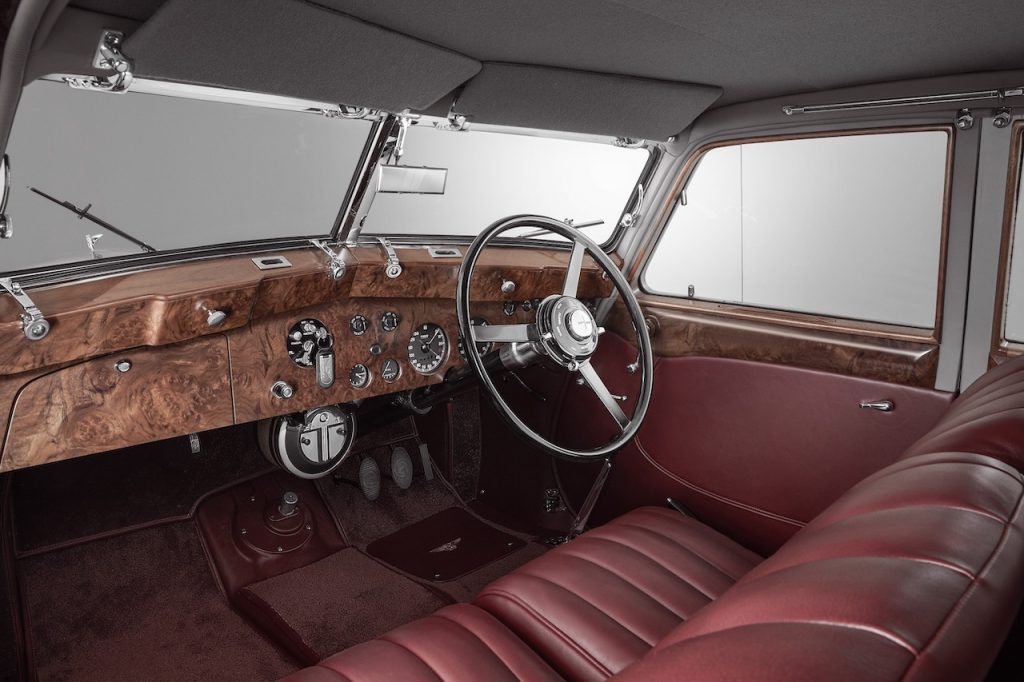 '39 Bentley Corniche Mulliner : Haute couture 15