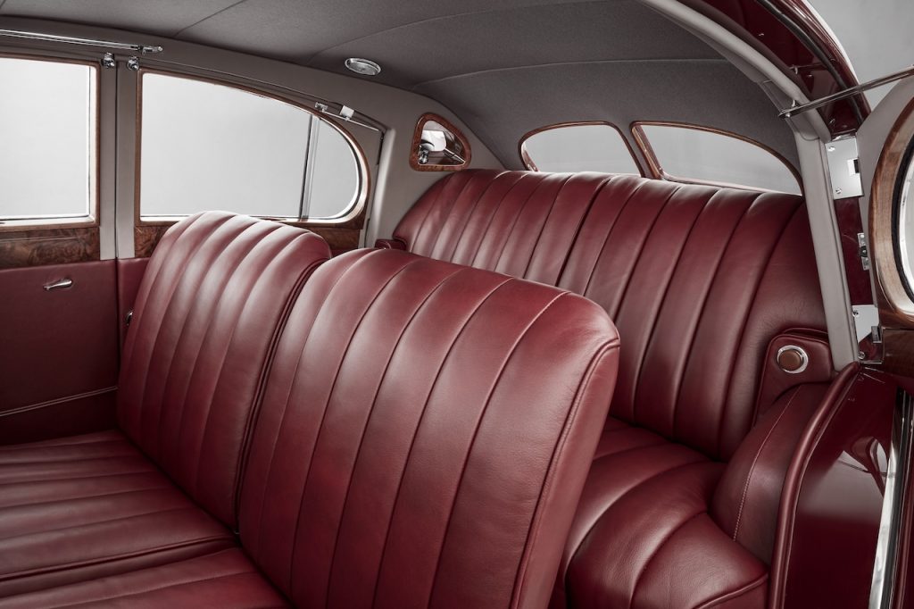 '39 Bentley Corniche Mulliner : Haute couture 17