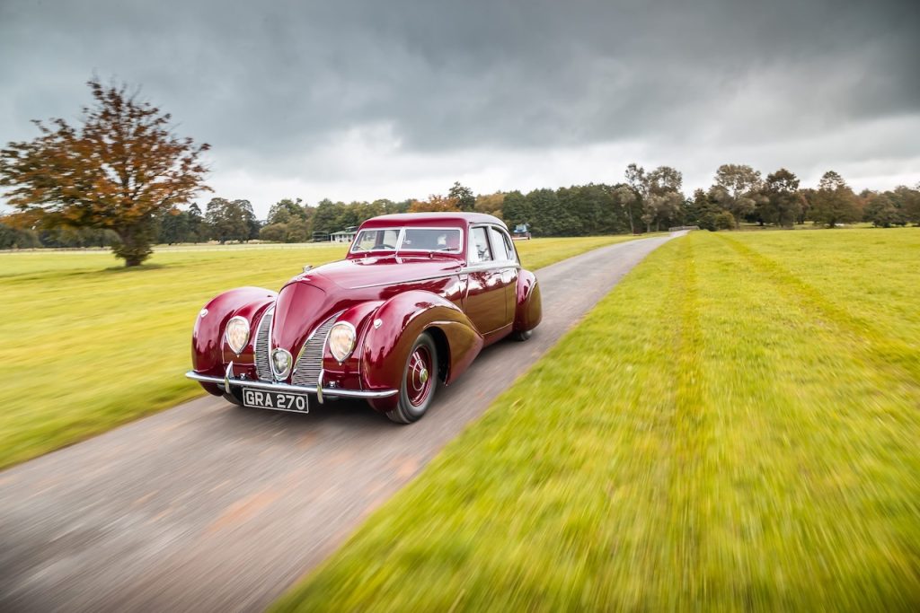 '39 Bentley Corniche Mulliner : Haute couture 9