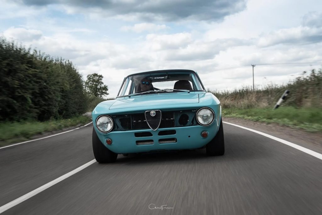 Retropower Alfa Romeo Giulia GT Junior - Singer à l'italienne ! 6