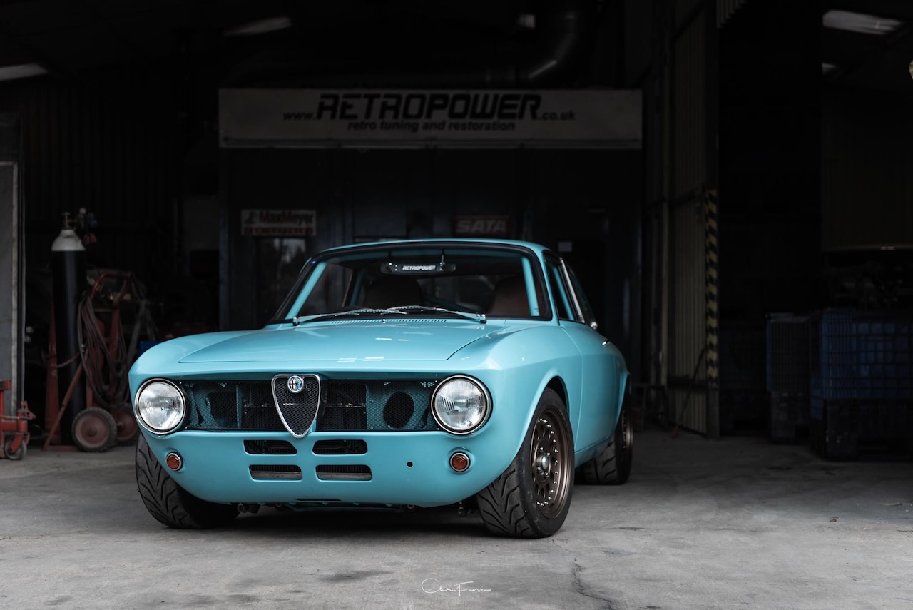 Retropower Alfa Romeo Giulia GT Junior - Singer à l'italienne ! 1