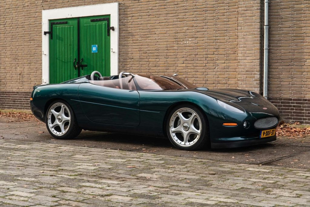 '99 Jaguar XK180 Concept - Une XKR qui joue au Top Model ! 4