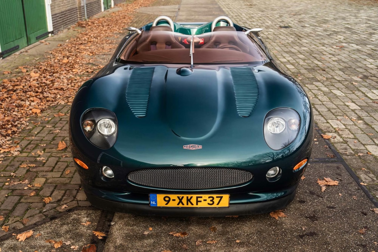 '99 Jaguar XK180 Concept - Une XKR qui joue au Top Model ! 1