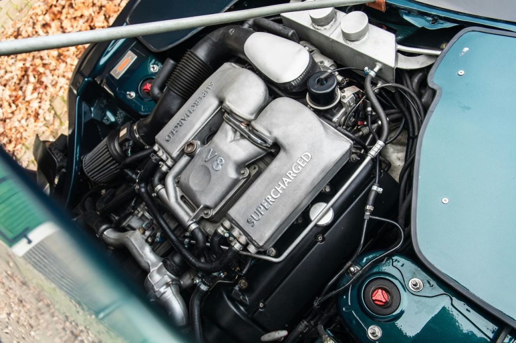 '99 Jaguar XK180 Concept - Une XKR qui joue au Top Model ! 23