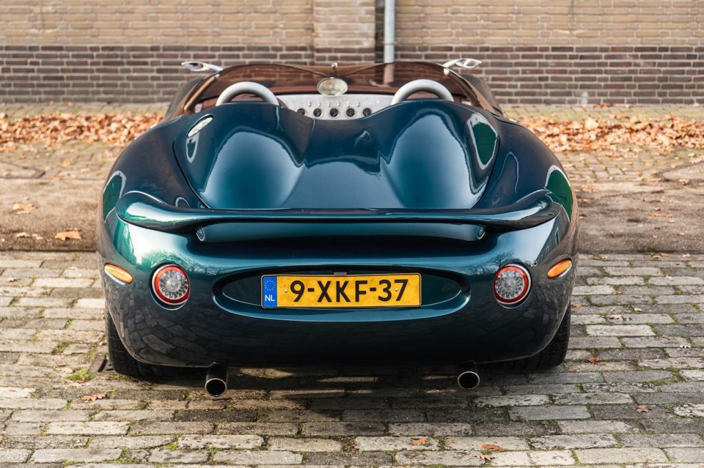 '99 Jaguar XK180 Concept - Une XKR qui joue au Top Model ! 9