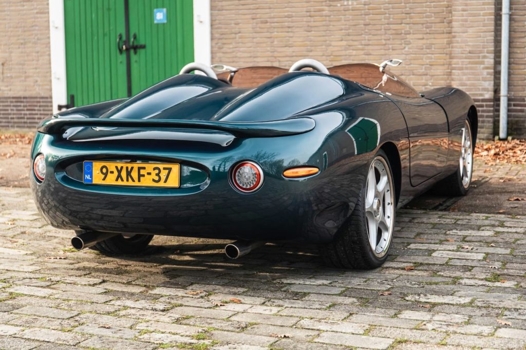 '99 Jaguar XK180 Concept - Une XKR qui joue au Top Model ! 5