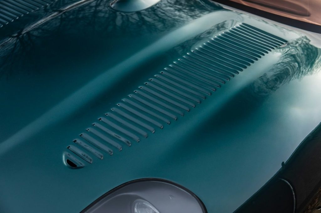 '99 Jaguar XK180 Concept - Une XKR qui joue au Top Model ! 11