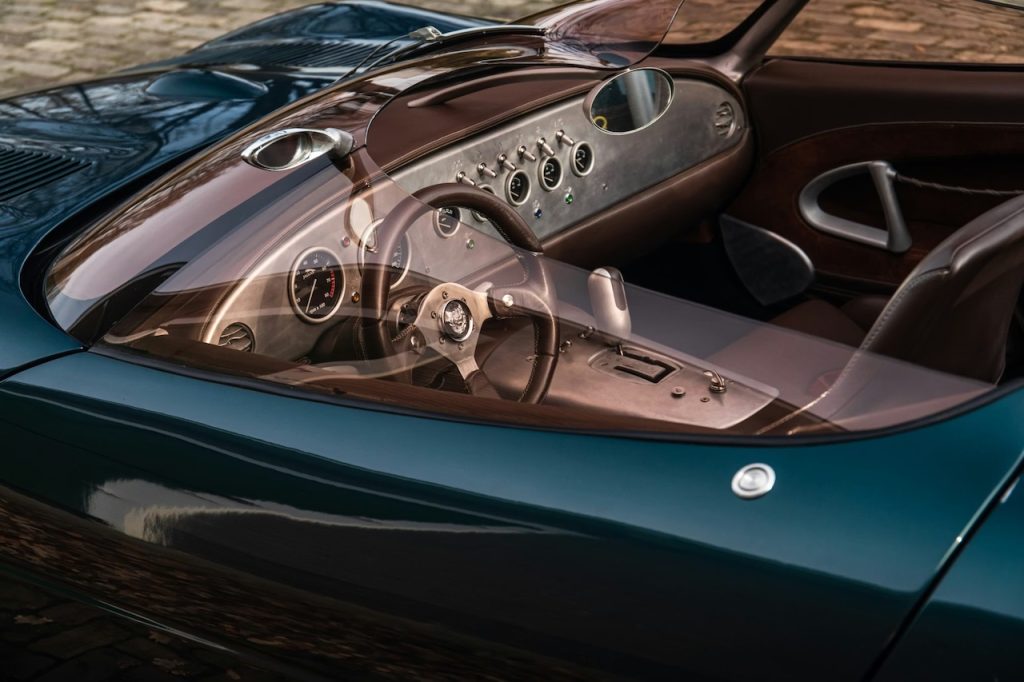 '99 Jaguar XK180 Concept - Une XKR qui joue au Top Model ! 28