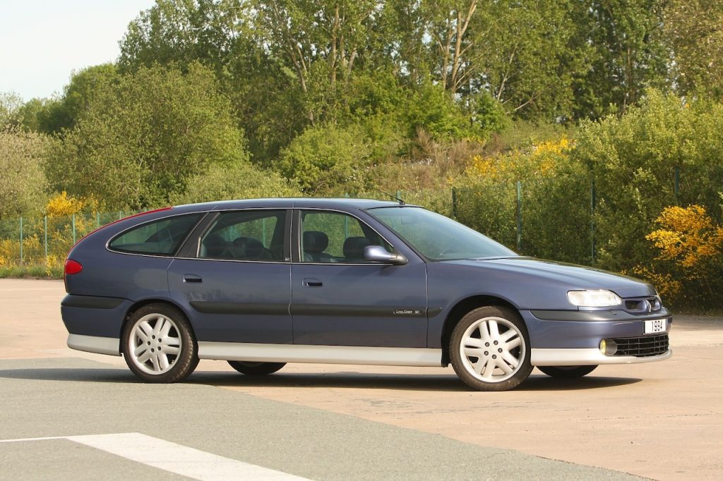 Renault Safrane Long Cours : Heuliez part à la chasse en biturbo ! 2 Renault Safrane Long Cours : Heuliez part à la chasse en biturbo ! 2