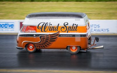 Un VW Combi un peu spécial… 330 hp inside !