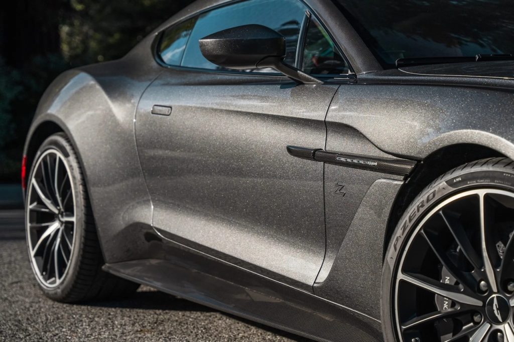 Aston Martin Vanquish By Zagato - Lady Signorina 13