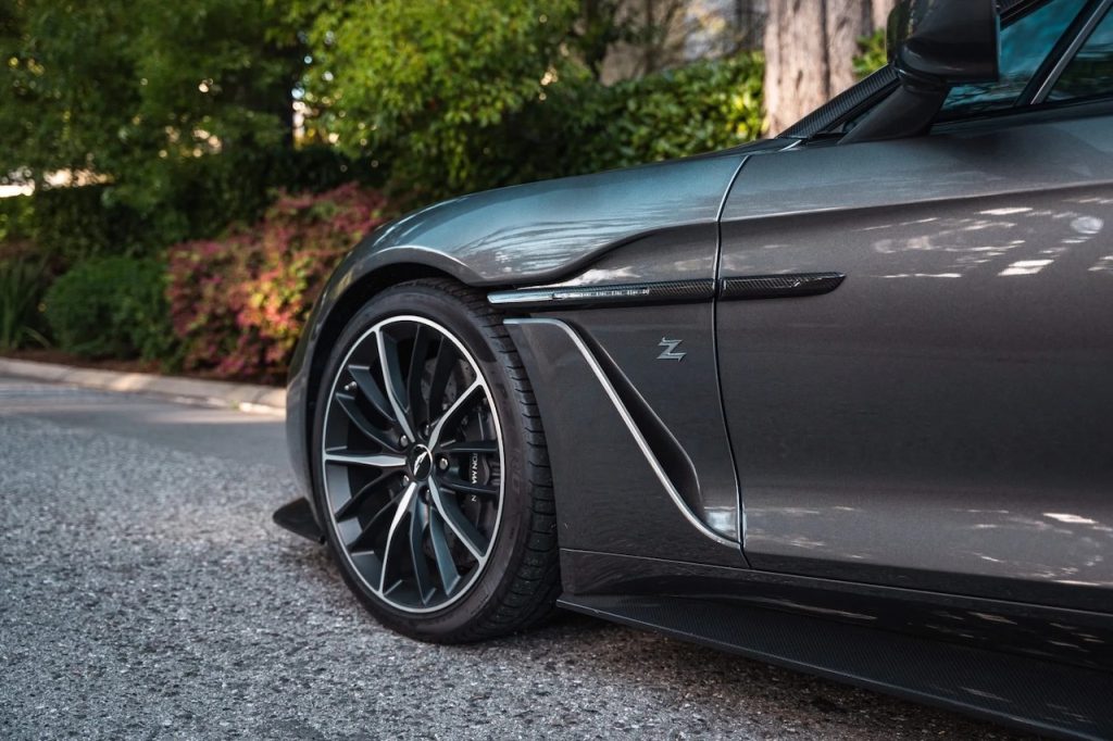 Aston Martin Vanquish By Zagato - Lady Signorina 9