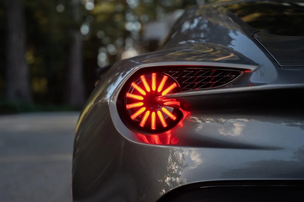 Aston Martin Vanquish By Zagato - Lady Signorina 10