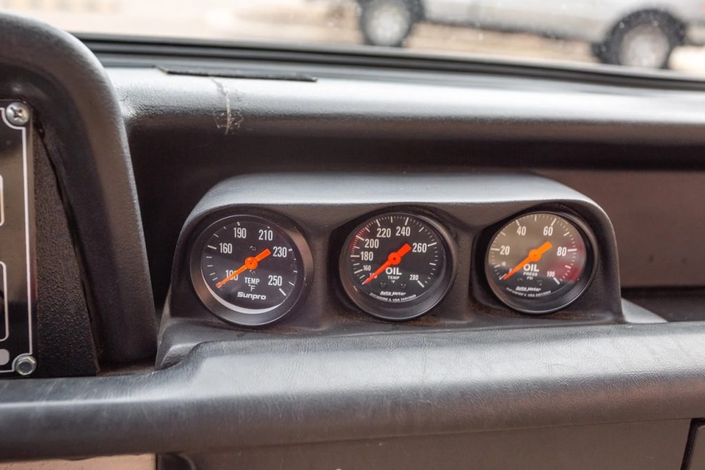 BMW 1600-2 RMVR – Petite Allemande énervée au Pays des V8 ! 20