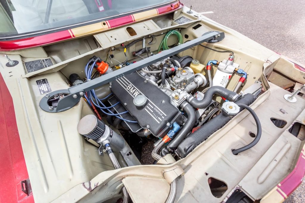 BMW 1600-2 RMVR – Petite Allemande énervée au Pays des V8 ! 13