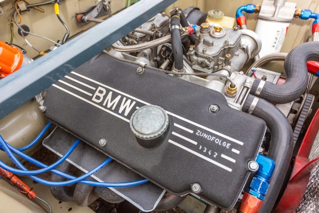 BMW 1600-2 RMVR – Petite Allemande énervée au Pays des V8 ! 14