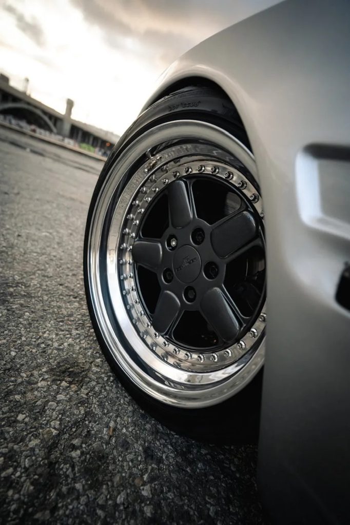 BMW E30 318 is Pandem : Gangster & Gentleman 10