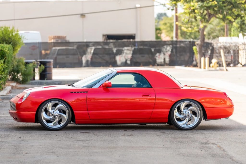 ‘03 Ford Thunderbird SEMA build : T bird goût mandarine 13
