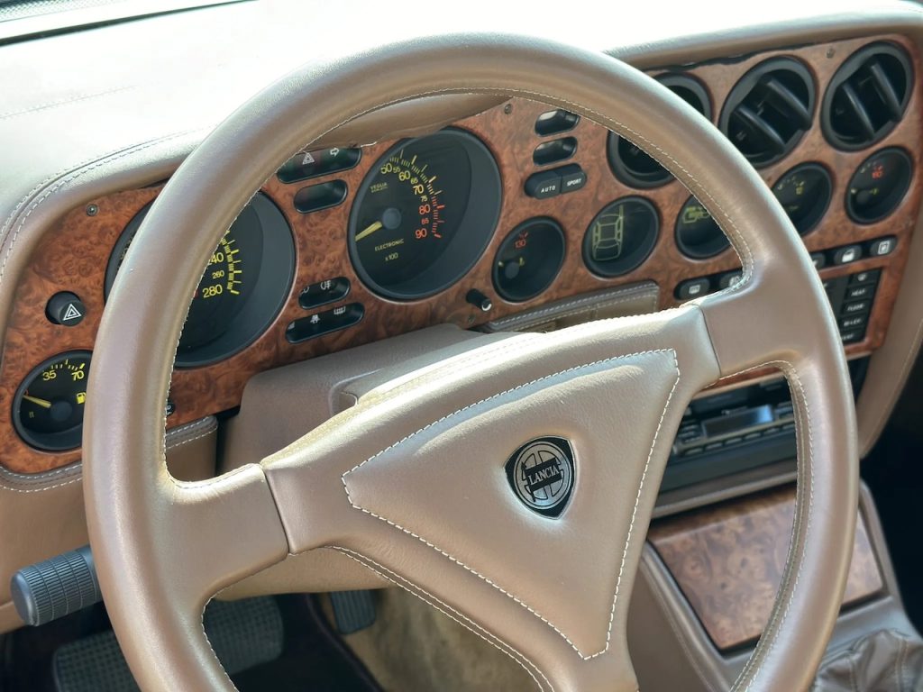 '91 Lancia Thema 8.32 - Costard, champagne... et frustration ! 17
