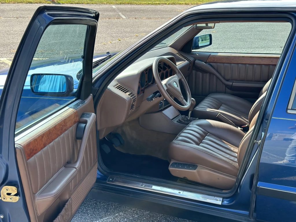 '91 Lancia Thema 8.32 - Costard, champagne... et frustration ! 14