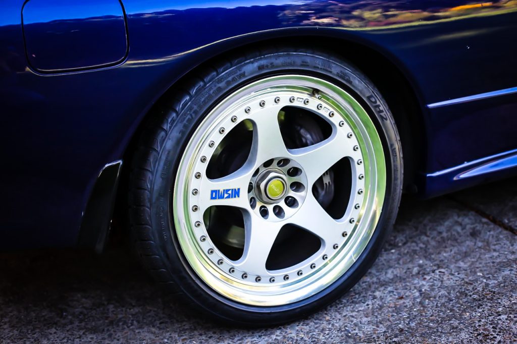 Nissan Skyline R32 GT-R : Blue Godzilla 13