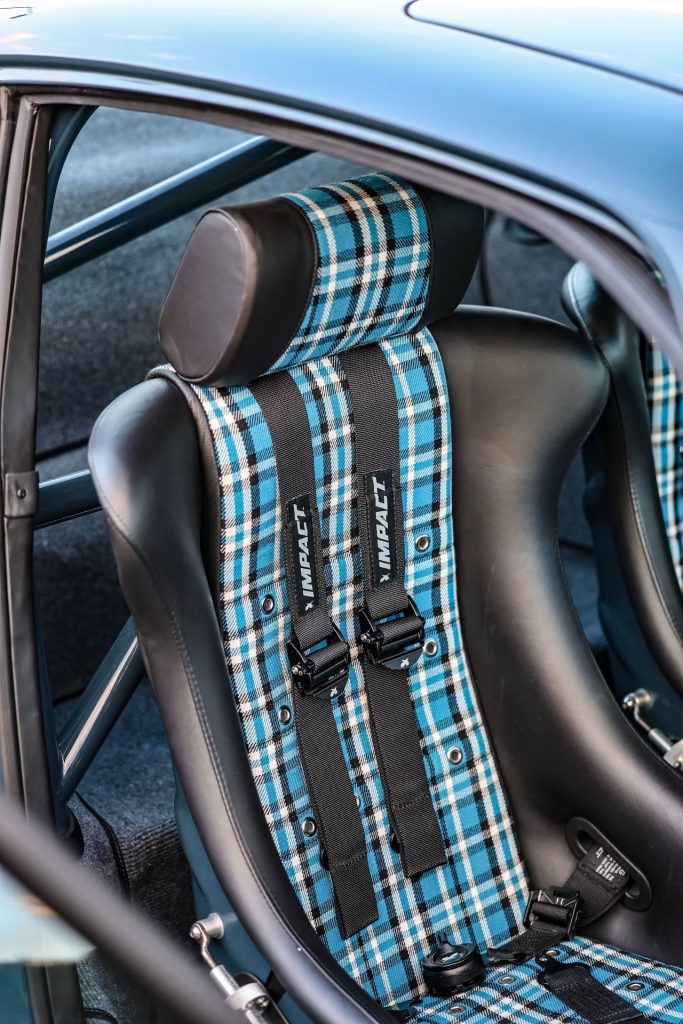'86 Porsche 930 Turbo 3.3 l de 500 ch - Custom signé Ida Automotive 17