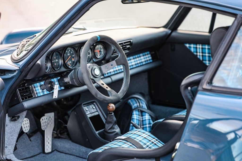 '86 Porsche 930 Turbo 3.3 l de 500 ch - Custom signé Ida Automotive 15