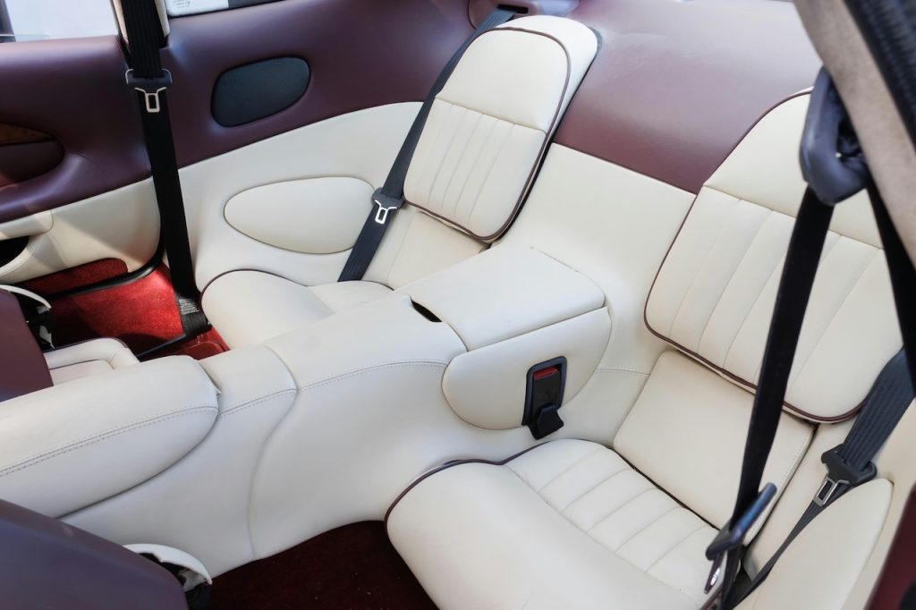 '96 Aston Martin DB7 i6 - Ticket d'entrée... 19