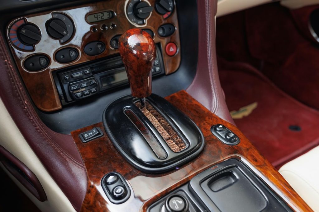 '96 Aston Martin DB7 i6 - Ticket d'entrée... 17