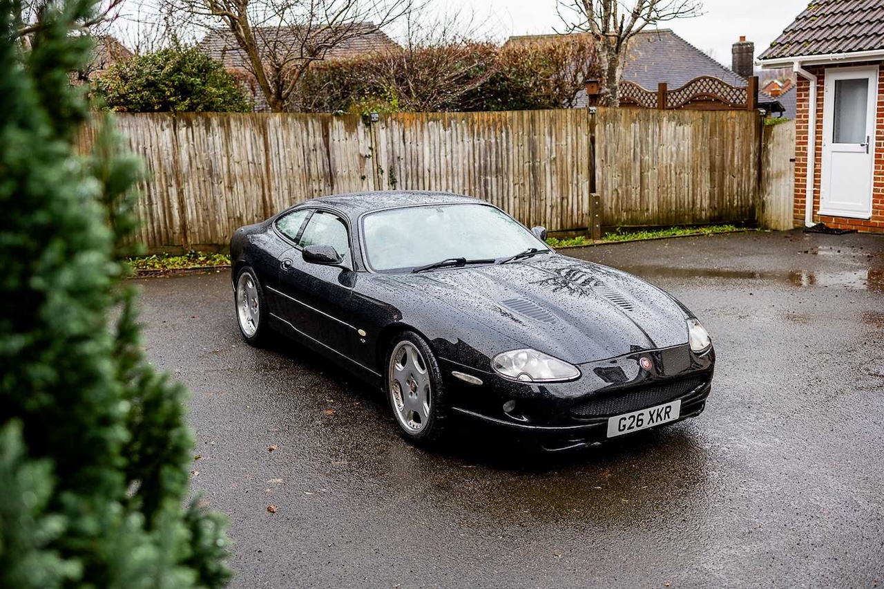 '98 Jaguar XKR Paramount Performance Donington - Félin sous hormones ! 1