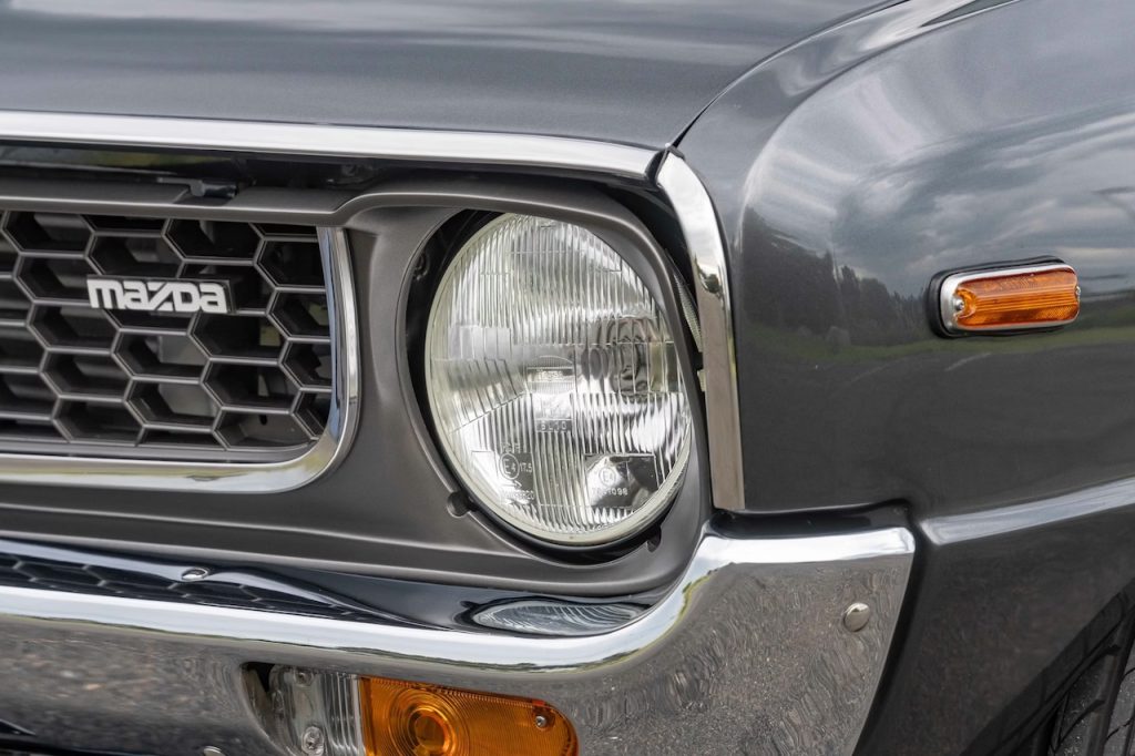 '75 Mazda Familia Presto 1300... Effrayante en 20B de 945 ch ! 11