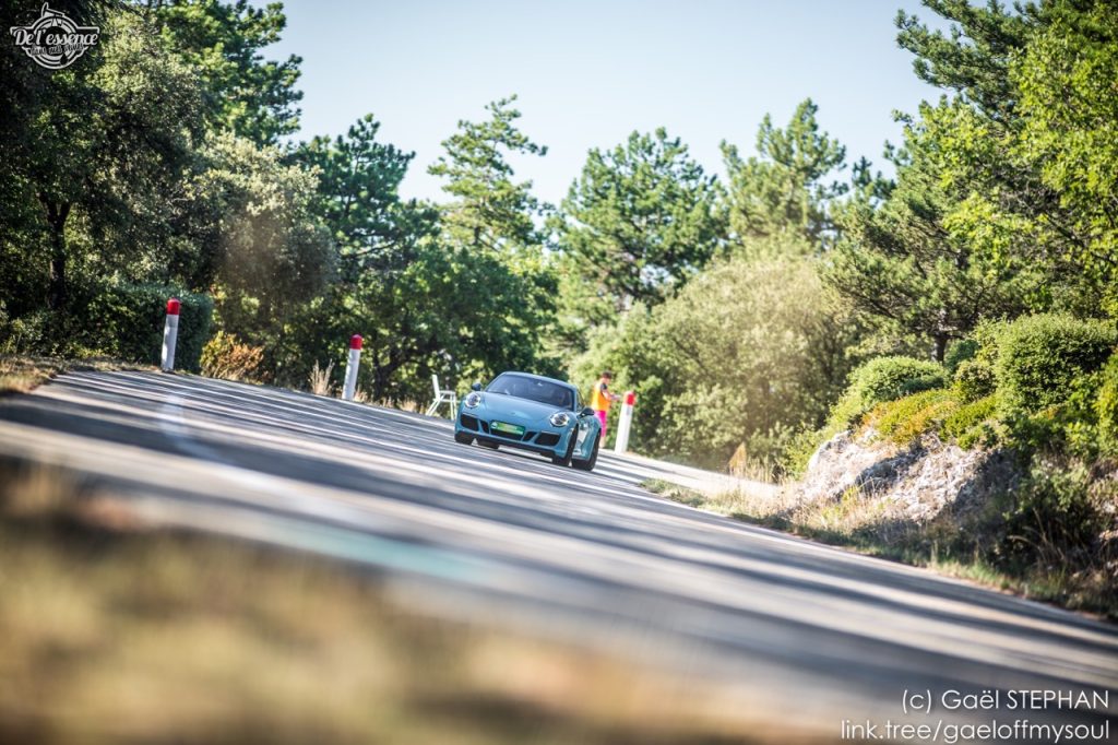 Ventoux Autos Sensations : 18500 ch et une route sinueuse ! 308