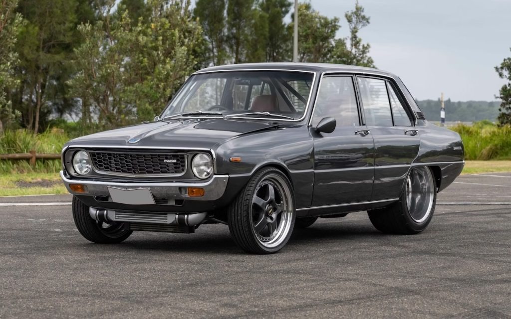 '75 Mazda Familia Presto 1300... Effrayante en 20B de 945 ch ! 7