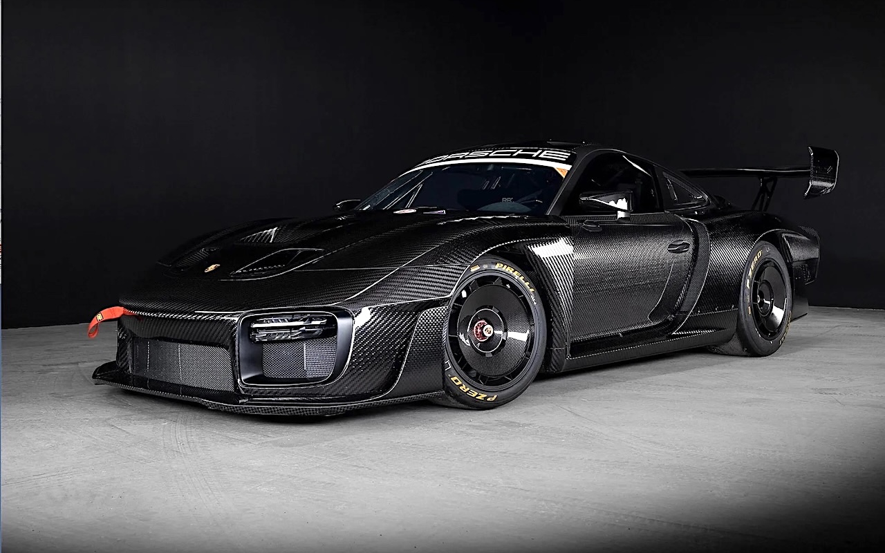Porsche 935… Full carbone !