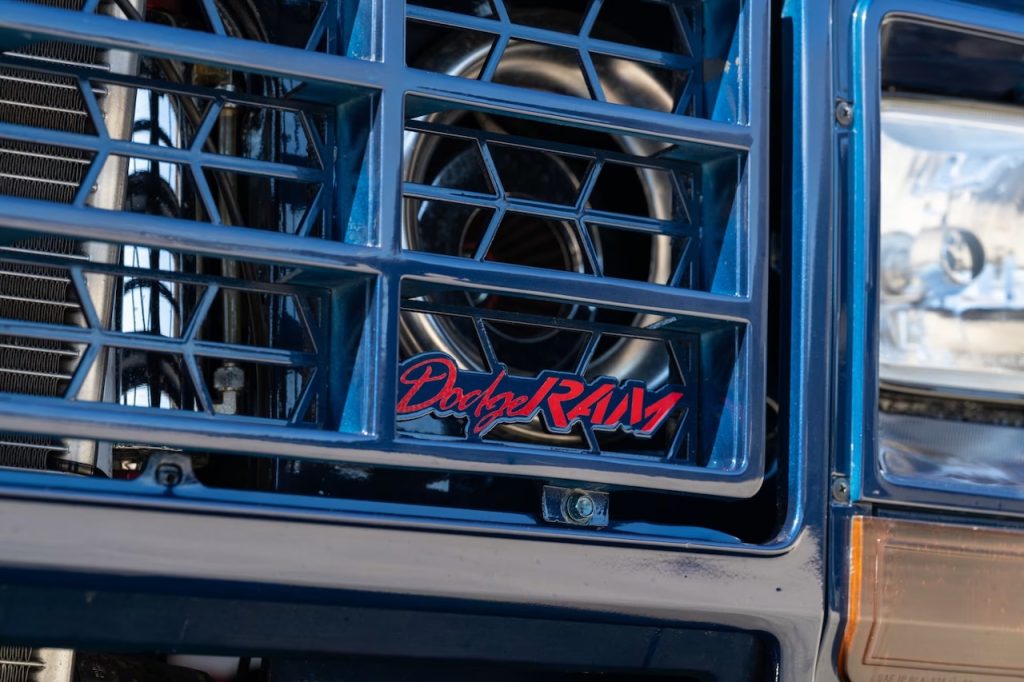 '83 Dodge Ram V8 Biturbo - Muscle Truck... 11